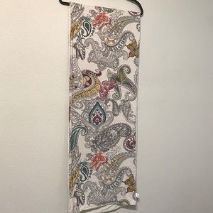 World market table runner